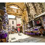 Terazza Grande In Diocletian Tower * 斯普利特