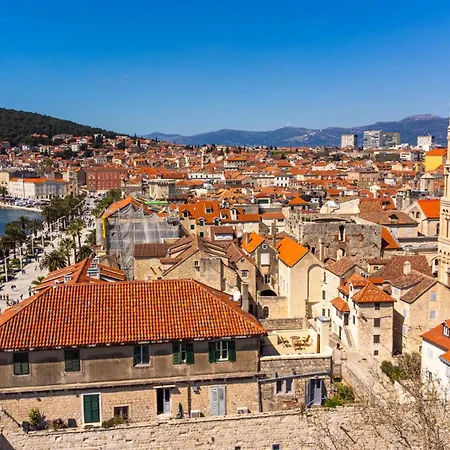 Terazza Grande In Diocletian Tower 스플리트