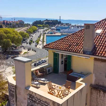 Terazza Grande In Diocletian Tower Apartament